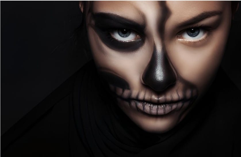 Halloween face makeup